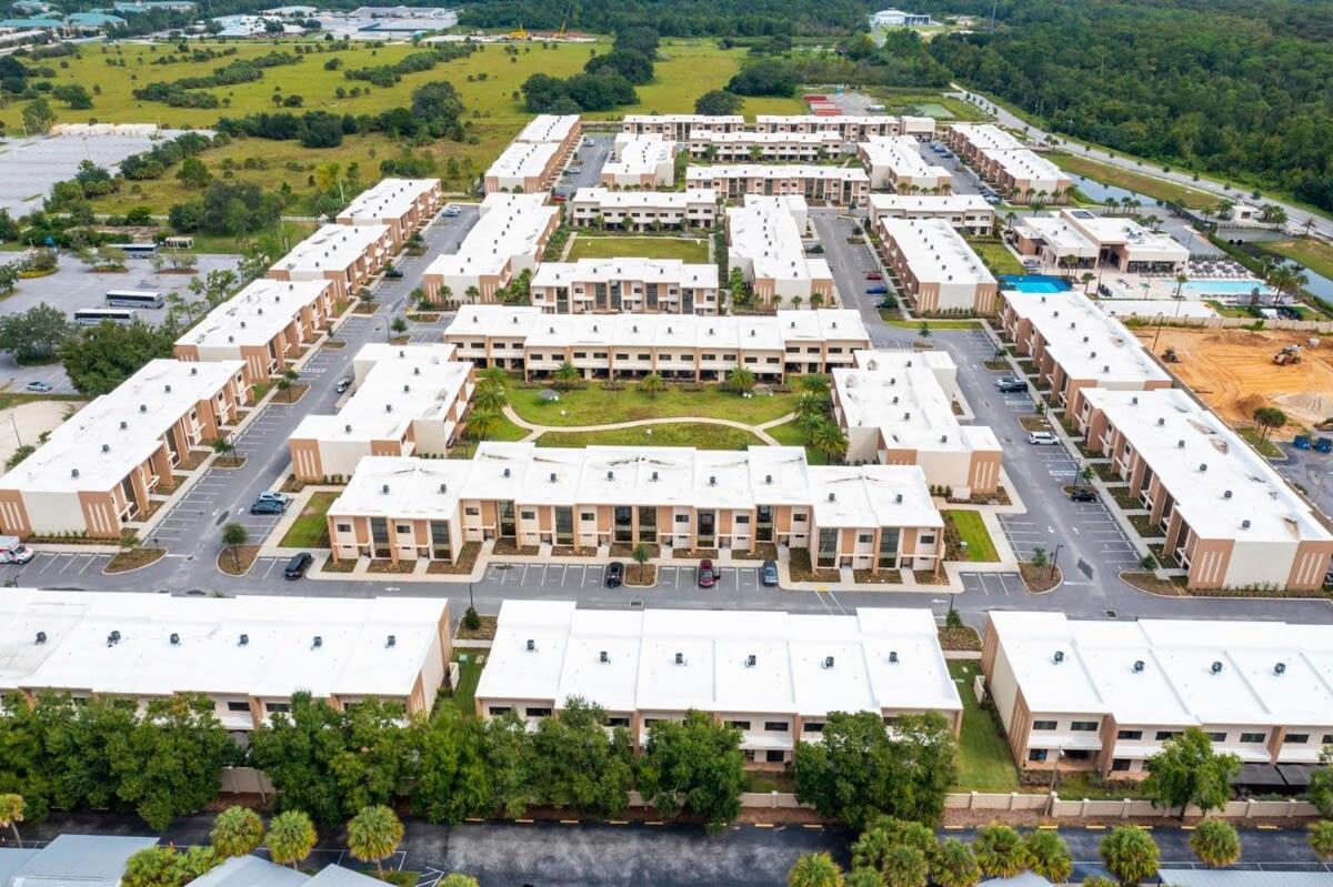 Stunning 4 Bd Close To Disney @ Magic Village Resort 7537 أورلاندو المظهر الخارجي الصورة